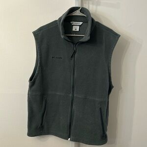 Columbia fleece vest